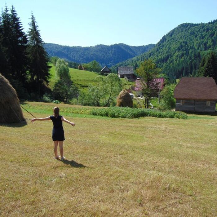 Explore the ”Mountains at the Sunset” - Apuseni Mountains - 8 days - Casa de Piatra hamlet