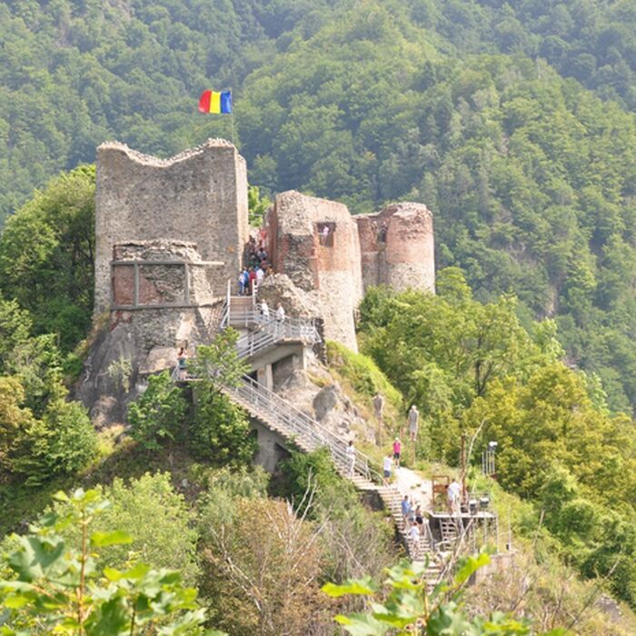 2-Day Private Tour – Transfagarasan Highway and Hiking in Fagaras Mountains - Poienari Fortress