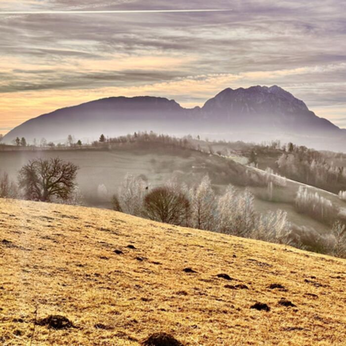 3-Day Authentic Via Transilvanica Experience in Terra Borza Teutonica - View of Piatra Craiului mountain