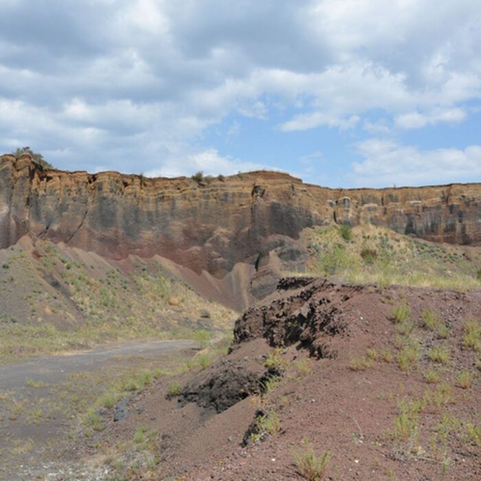 Geo and historical sites day tour - The extinct volcano