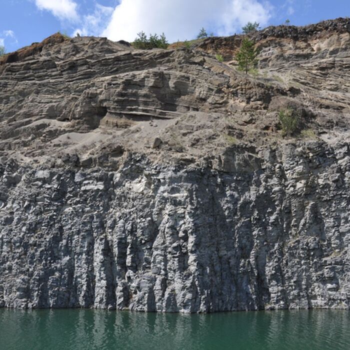Geo and historical sites day tour - The Emerald Lake