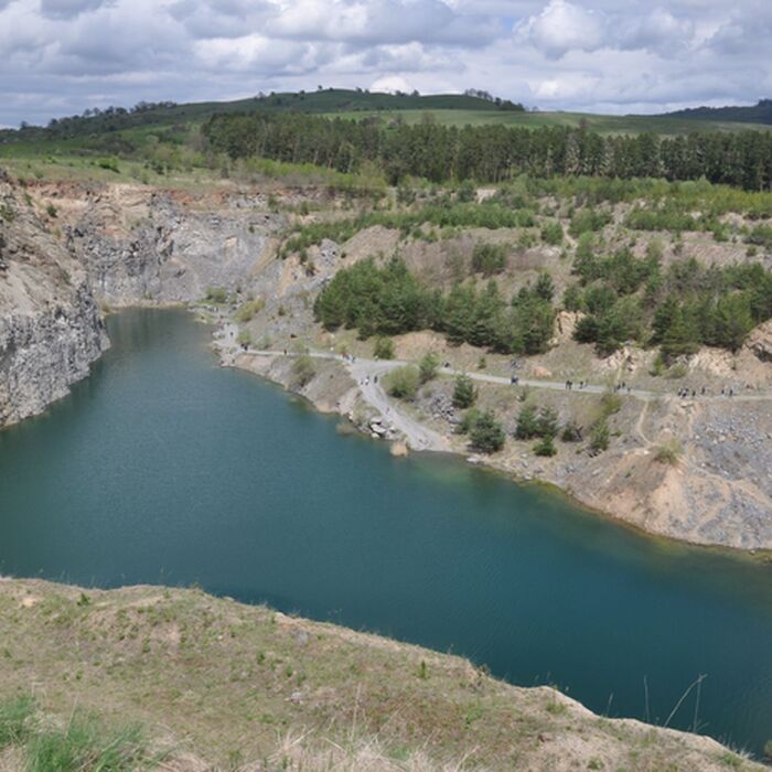 Geo and historical sites day tour - The Emerald Lake