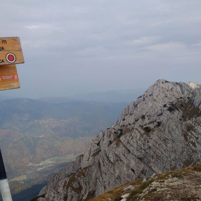 Tailor made tours - Piatra Craiului National Park summit