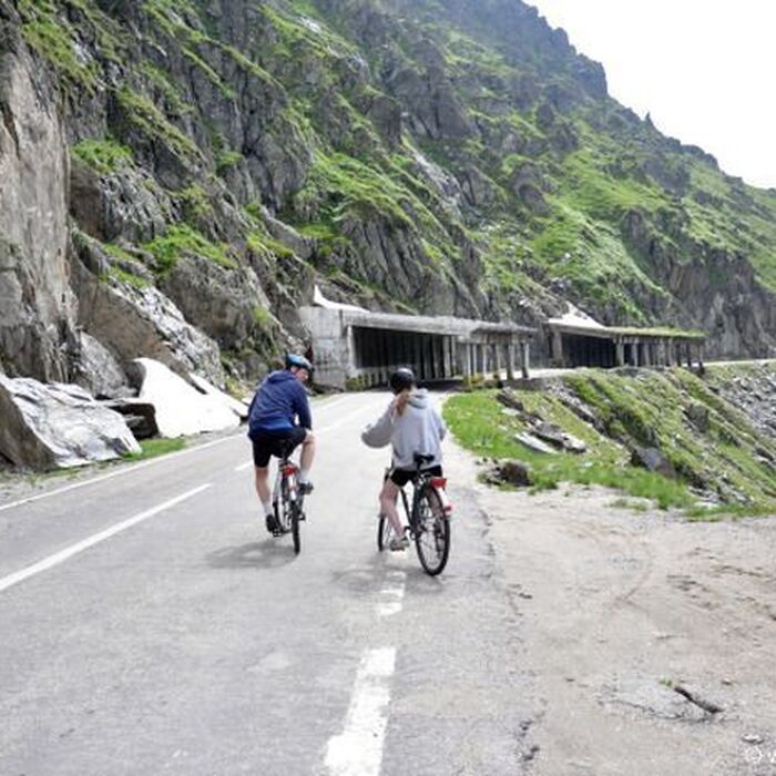 The Heritage of Transylvania cycling tour - 8 days - Transfagarasan road